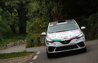 LANZALACO E' IL CAMPIONE 2022 DEL CLIO TROPHY ITALIA. AL RALLY DI COMO VITTORIA DI RAO